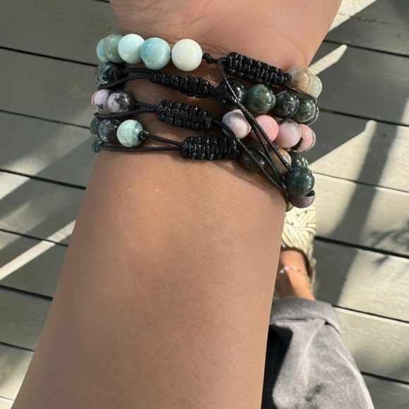 Amazonite Adjustable Gemstone Bead Bracelet 8mm - Picture 4 of 5